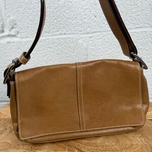 Vintage Coach Legacy Flap Shoulder Bag Camel Glove-Tanned Leather Style 9848 Y2K